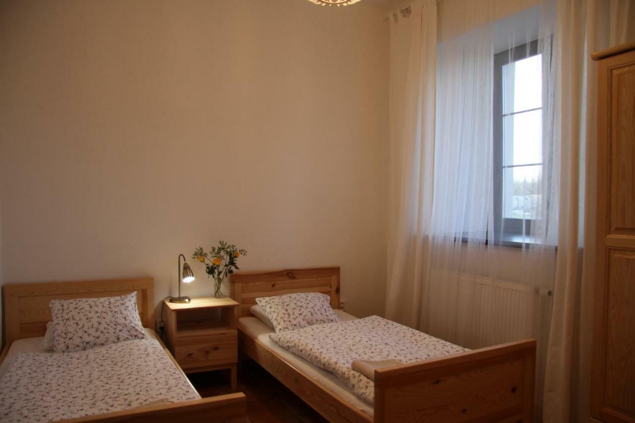 Hotel Dvůr Nové Zámky Mladec Esterno foto